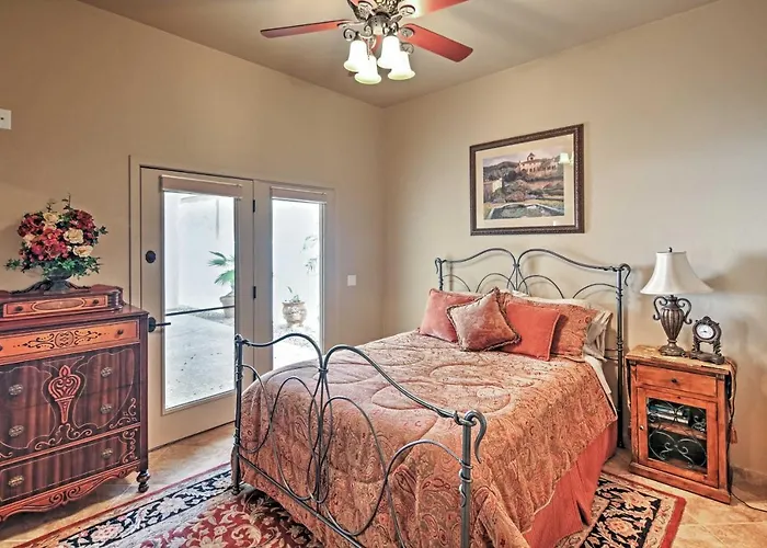 < 2 Mi To Havasu: Spacious W/ Patio! Lake Havasu City